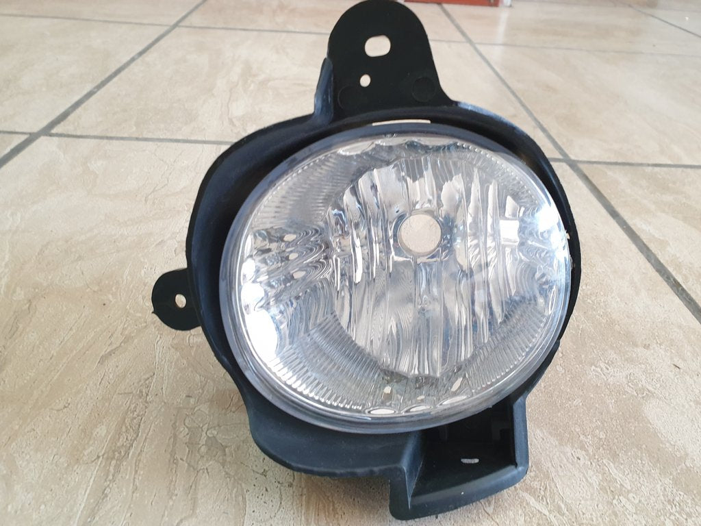 Toyota Aftermarket Hilux Right Fog Light