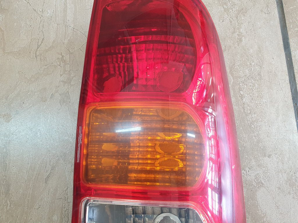 Toyota Hilux D4D Right Taillight