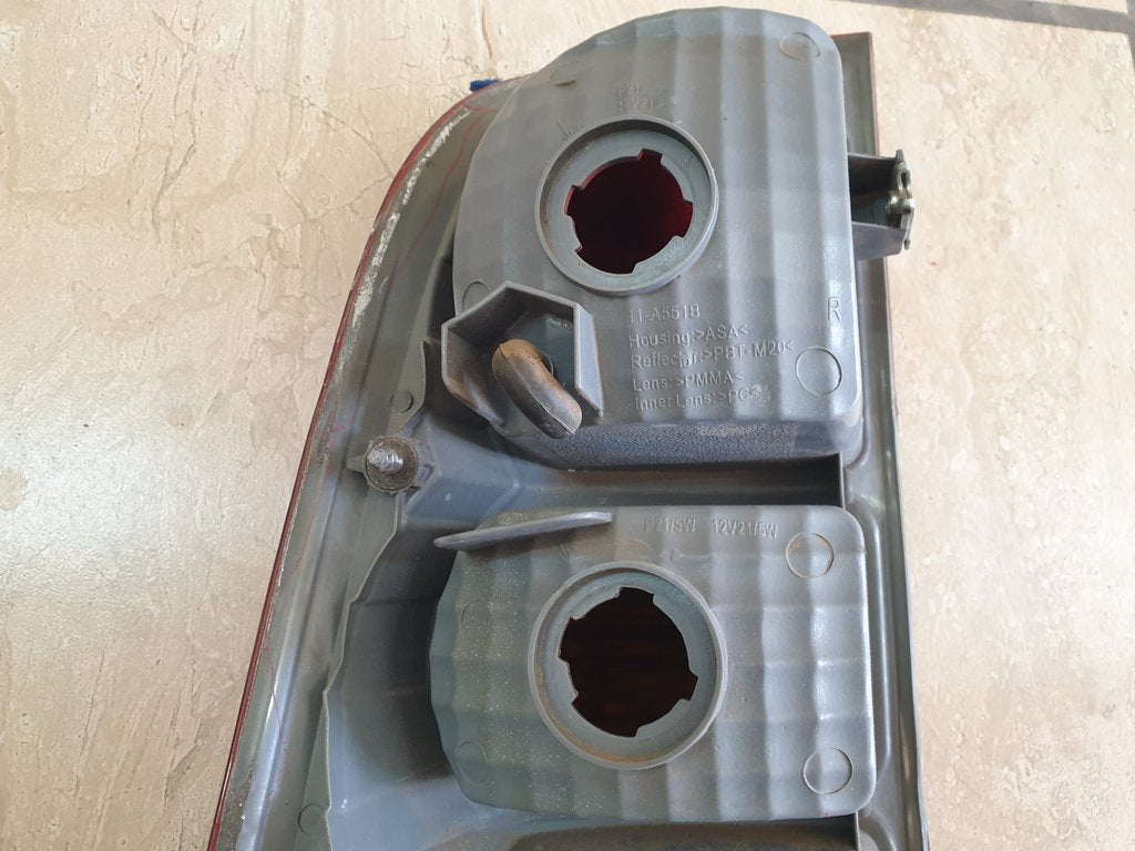 Toyota Hilux D4D Right Taillight