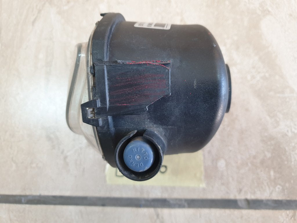 BMW 3 Series Sedan E90 E91 2006, 2007, 2008 Right Fog Light