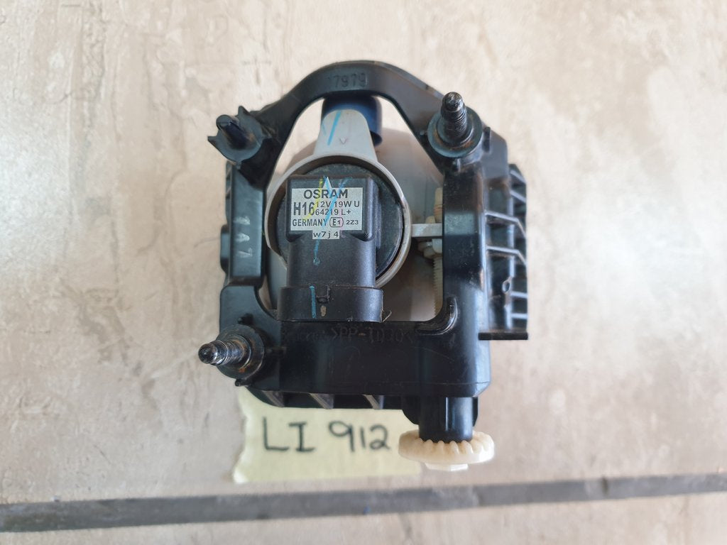 Toyota Hilux Left Fog Light