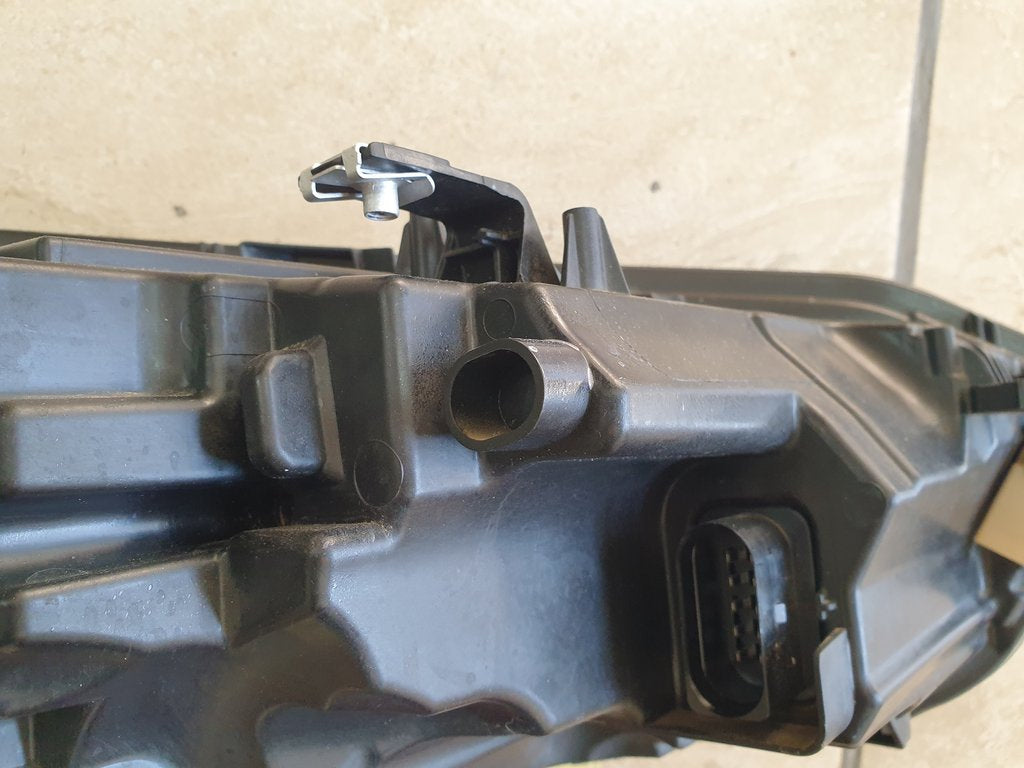 Volkswagen Polo TSI Left Headlight