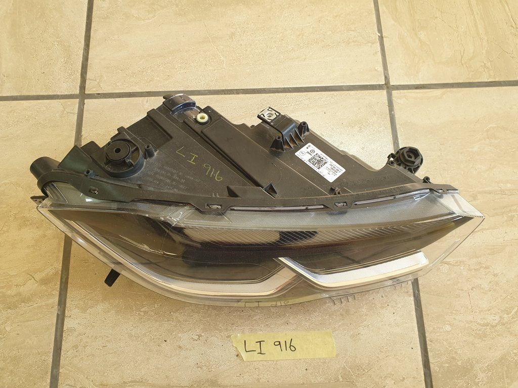 Volkswagen Polo TSI Right Headlight