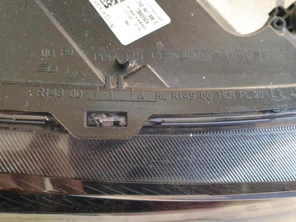 Volkswagen Polo TSI Right Headlight