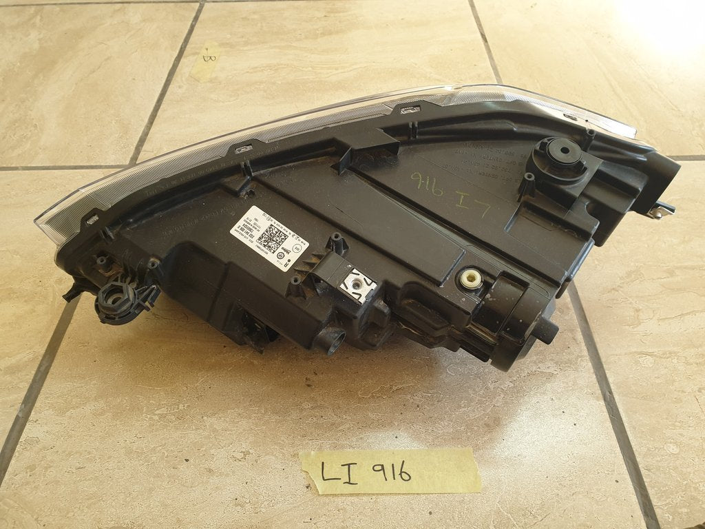 Volkswagen Polo TSI Right Headlight