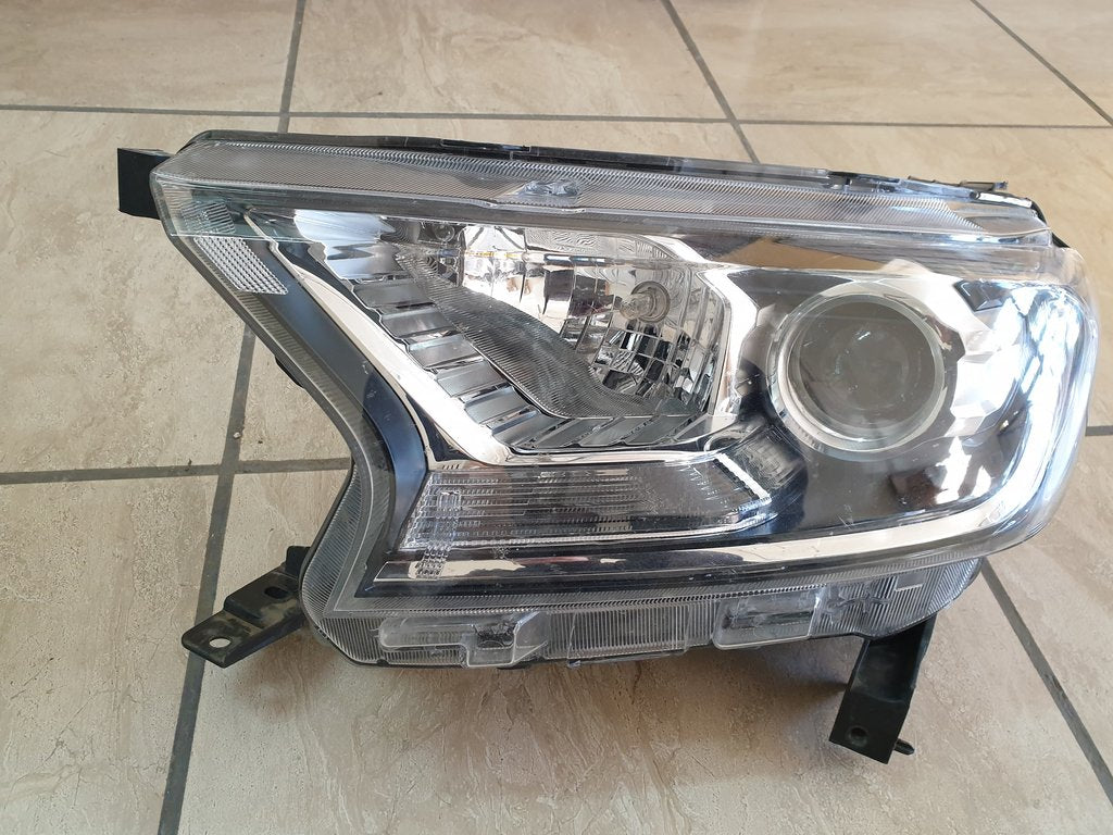 Ford Ranger Everest 2015, 2016, 2017, 2018, 2019 Left Headlight