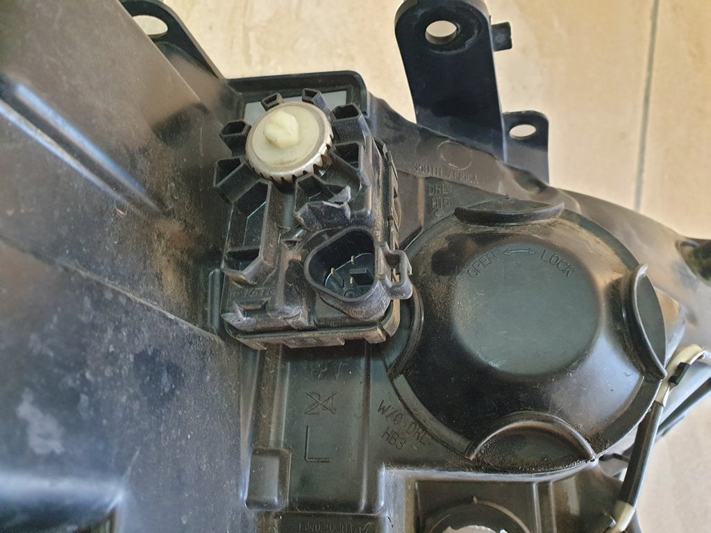 Ford Ranger Everest 2015, 2016, 2017, 2018, 2019 Left Headlight