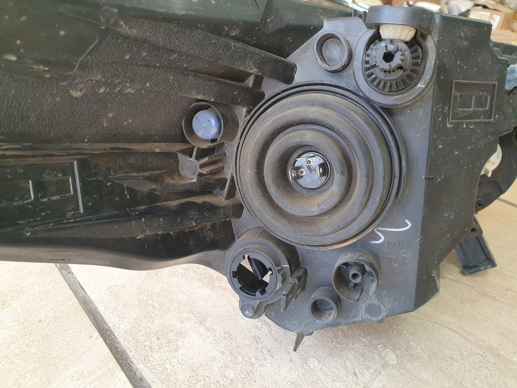 Ford Figo Facelift Left Headlight
