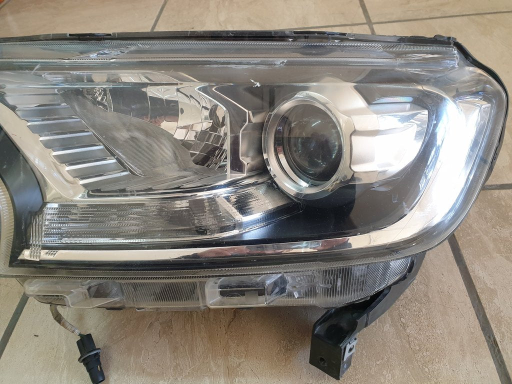 Ford Ranger Everest 2015, 2016, 2017, 2018, 2019 Left Headlight