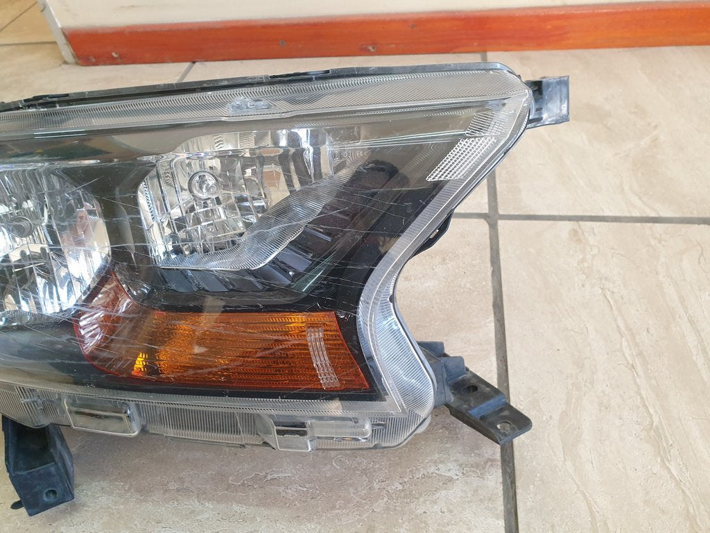 Ford Ranger T6 T7 Right Headlight
