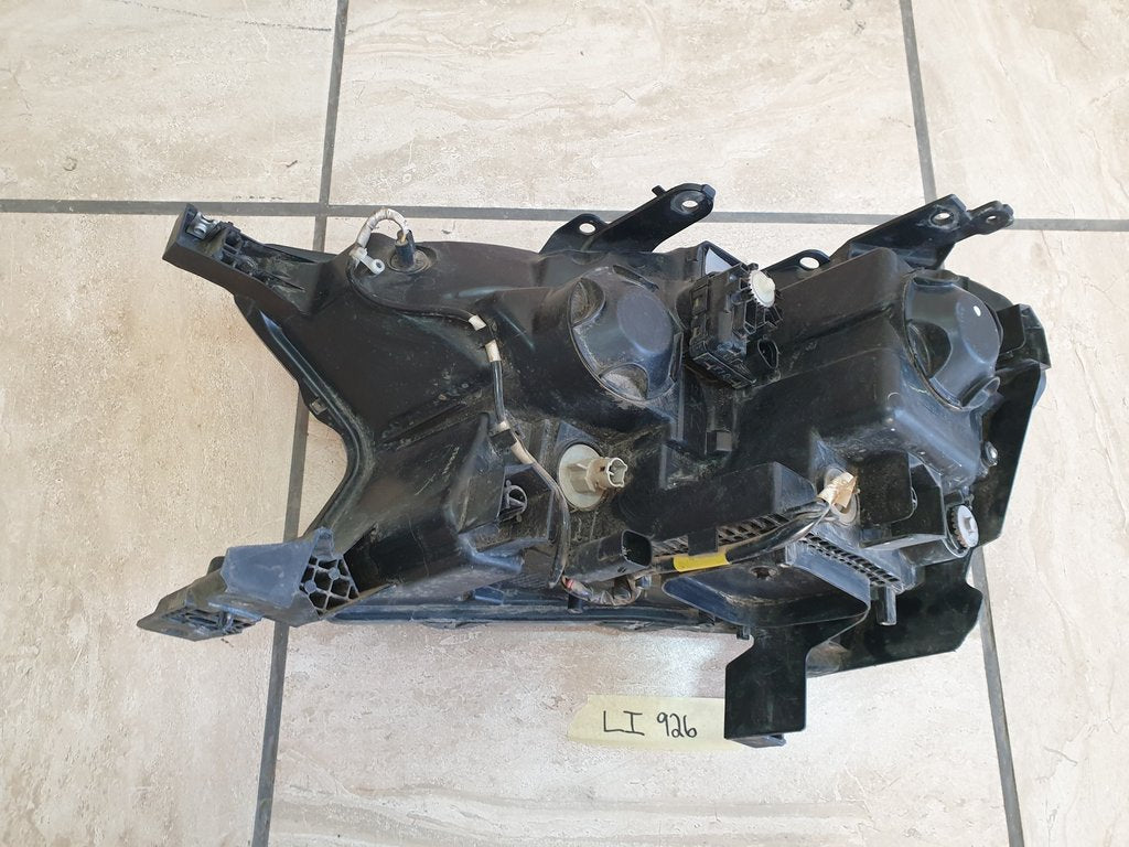 Ford Ranger T6 T7 Right Headlight