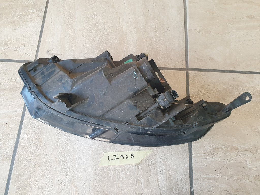 Ford Ecosport ii Right Headlight