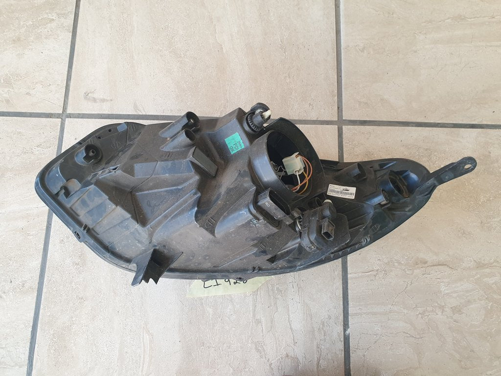 Ford Ecosport ii Right Headlight