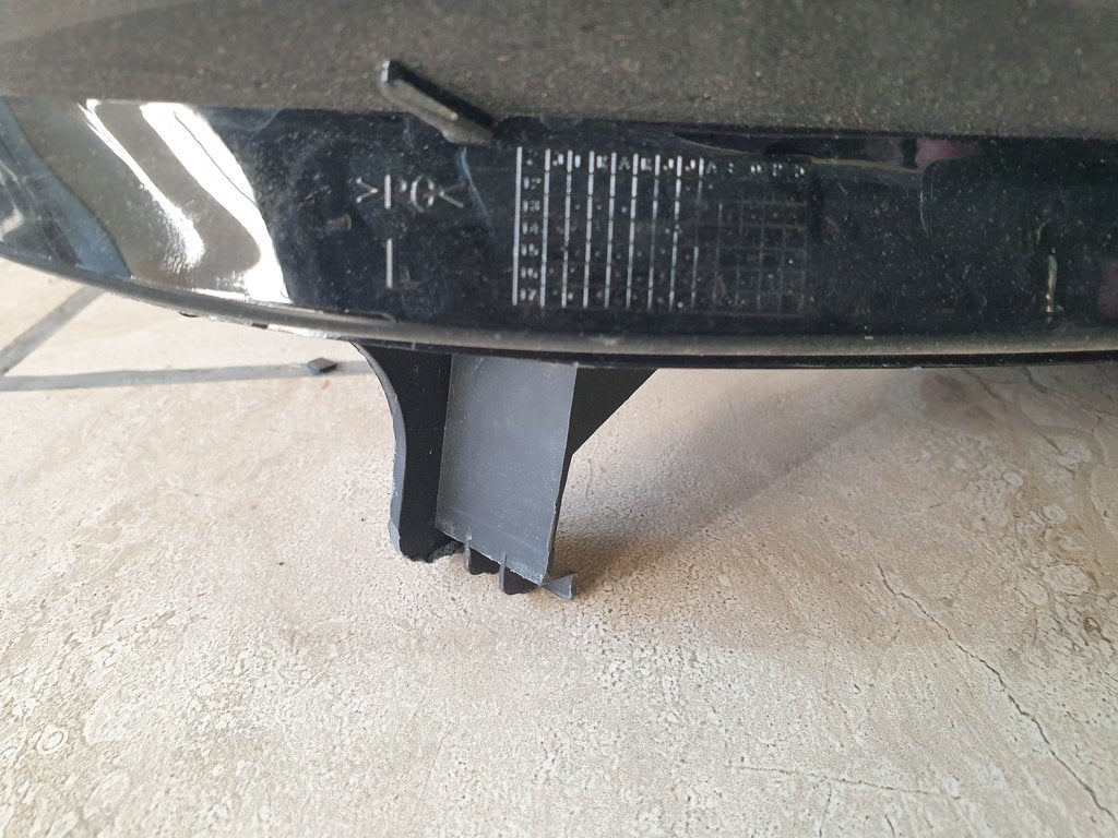 Ford Ecosport ii Left Headlight