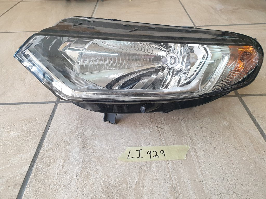 Ford Ecosport ii Left Headlight