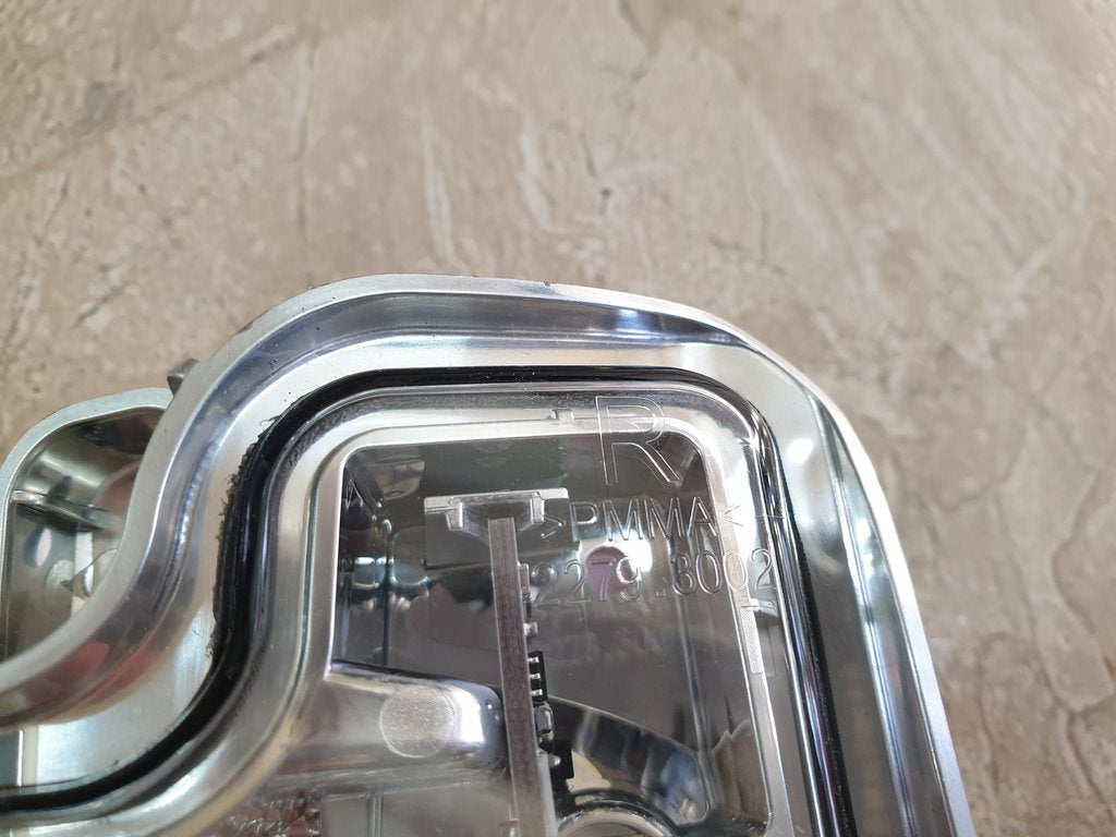 Jeep Wrangler Right Outer Mirror Indicator Light