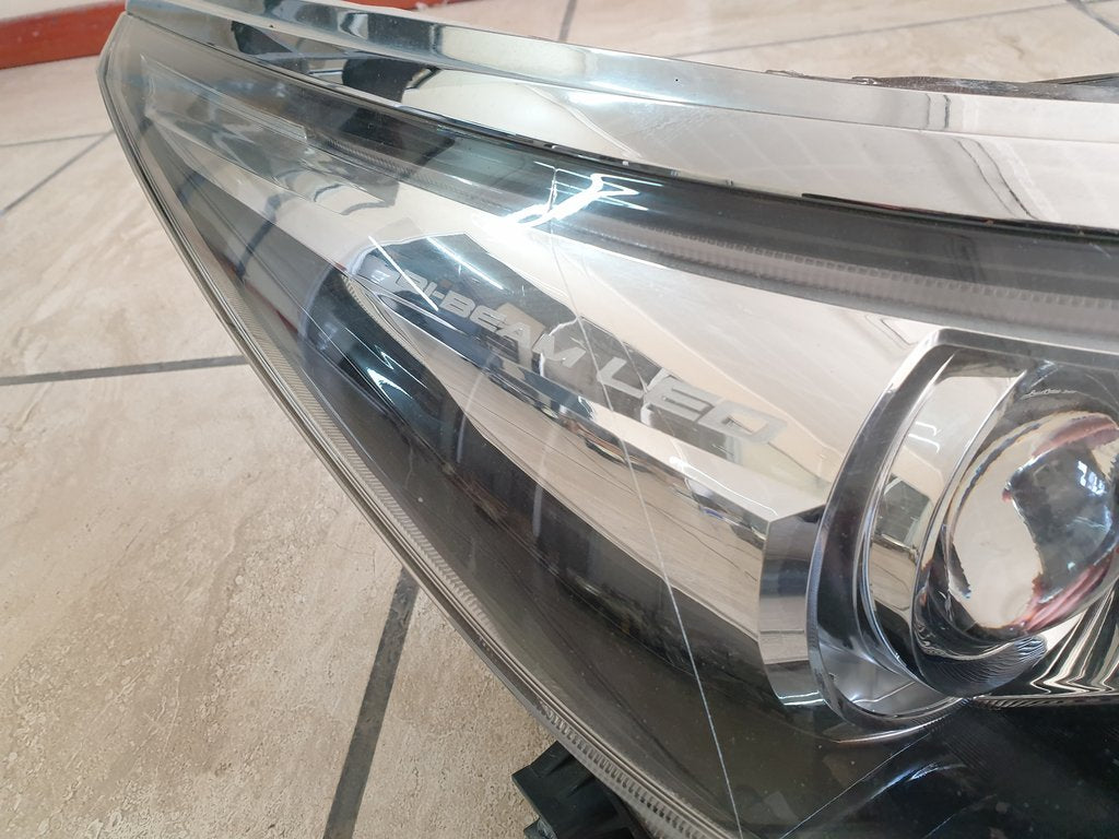 Toyota Fortuner Right Headlight