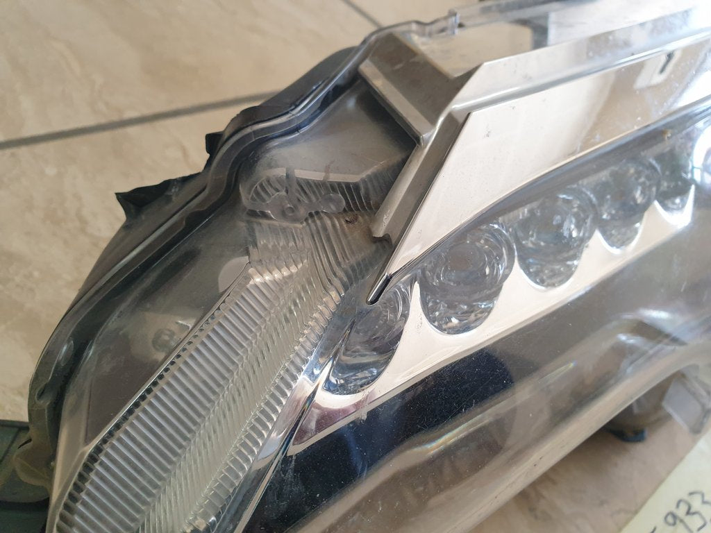 Toyota Fortuner Left Headlight