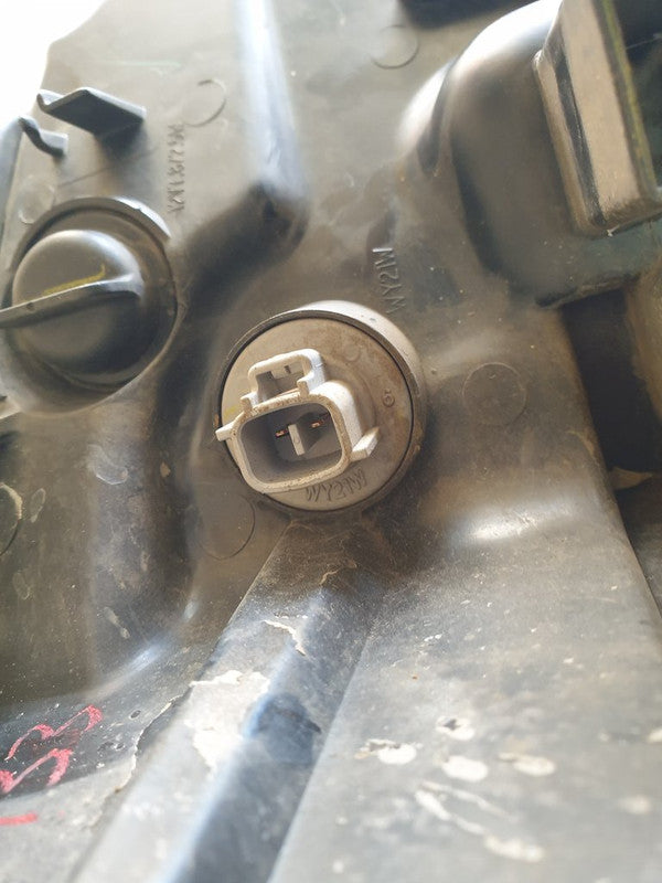 Toyota Fortuner Left Headlight