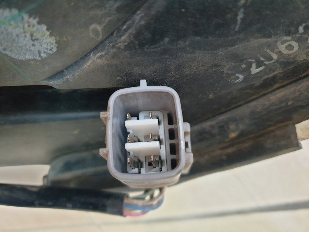 Toyota Fortuner Left Headlight