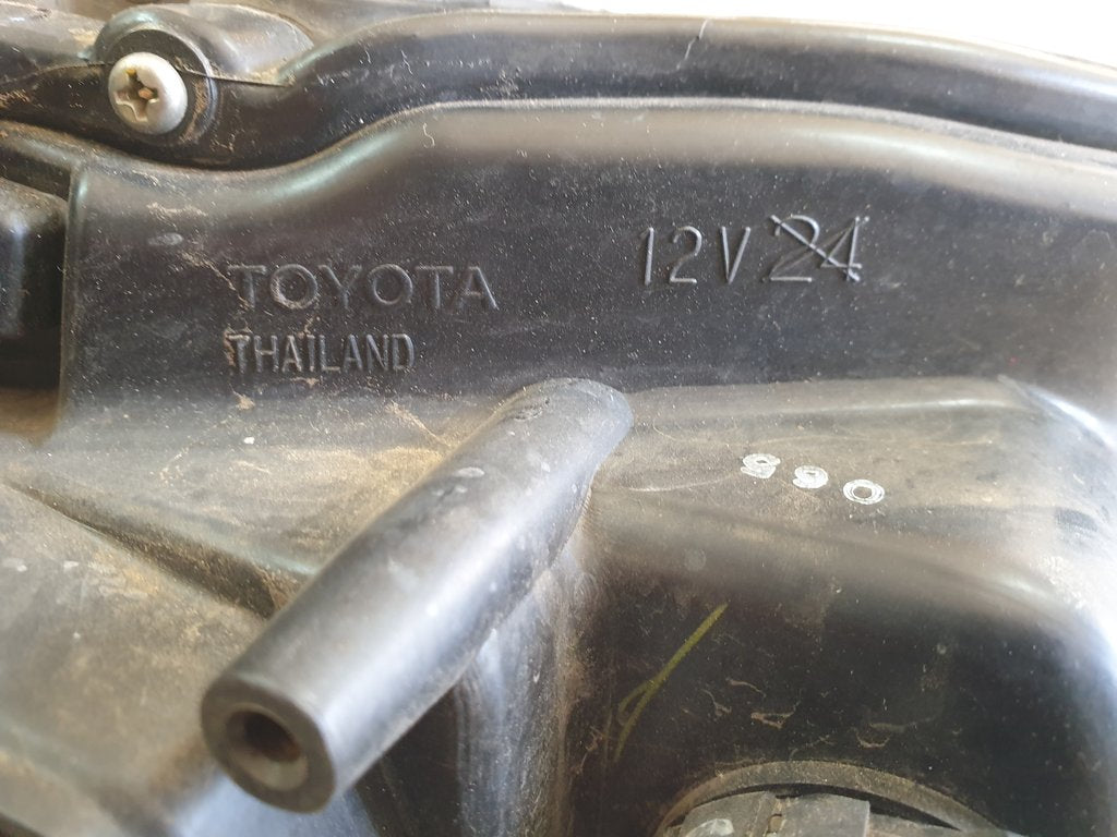 Toyota Fortuner Left Headlight