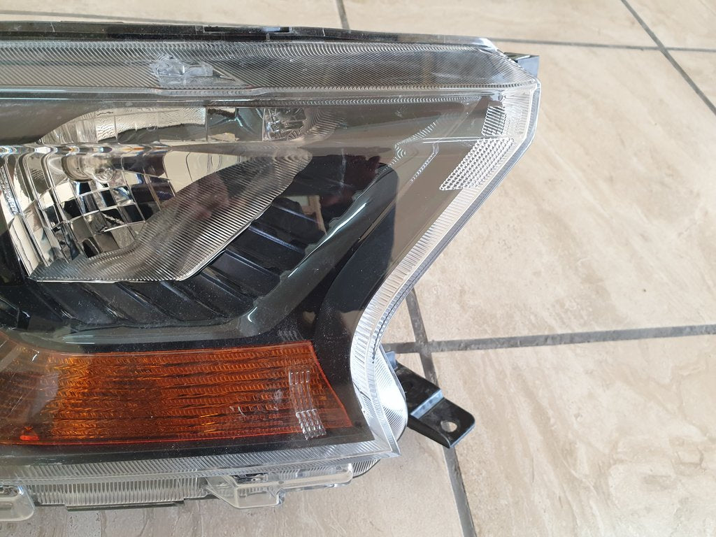 Ford Ranger T6 T7 Right Headlight