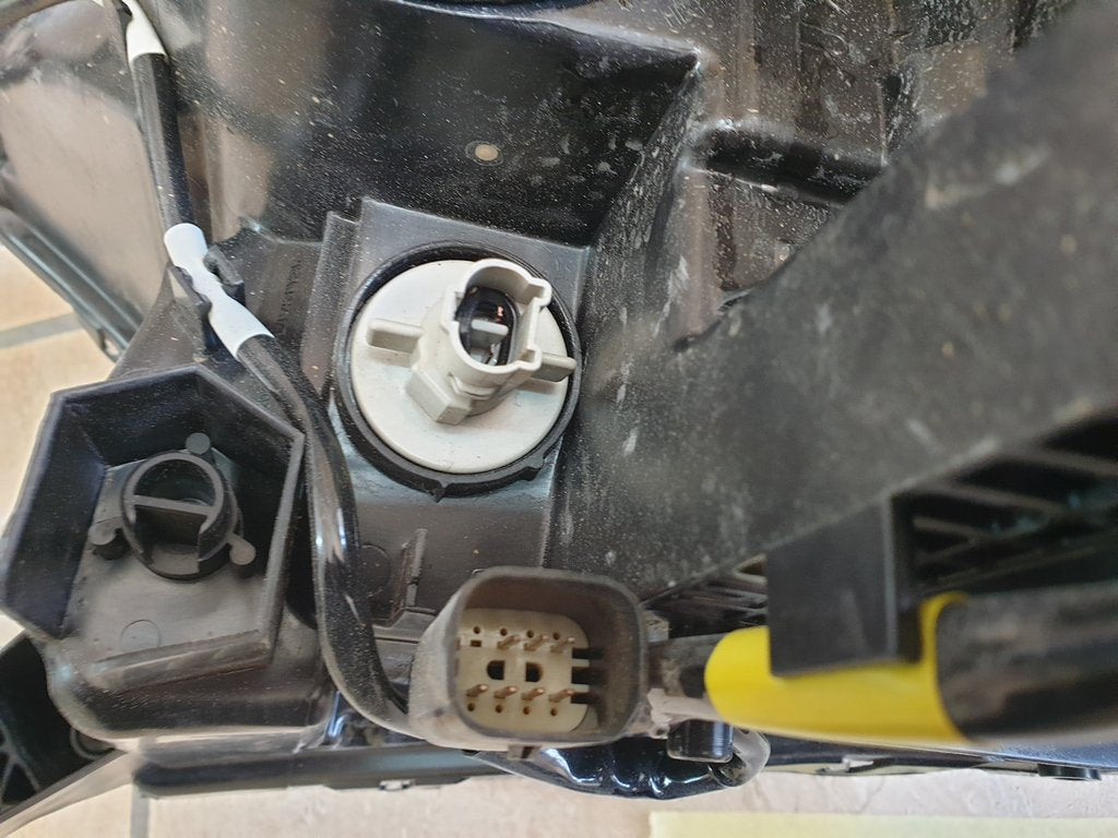 Ford Ranger T6 T7 Right Headlight