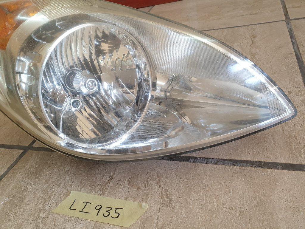 Hyundai i20 2009, 2010, 2011, 2012 Right Headlight