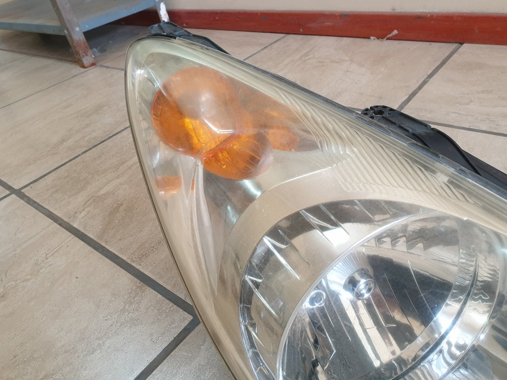 Hyundai i20 2009, 2010, 2011, 2012 Right Headlight