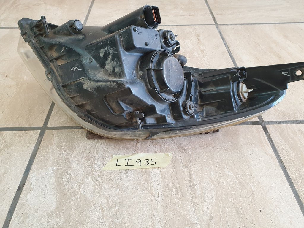 Hyundai i20 2009, 2010, 2011, 2012 Right Headlight