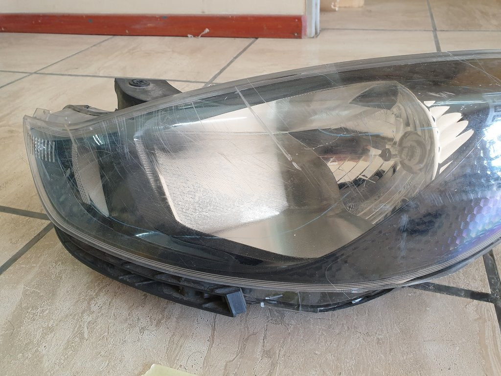 Hyundai Grand i10 Left Headlight