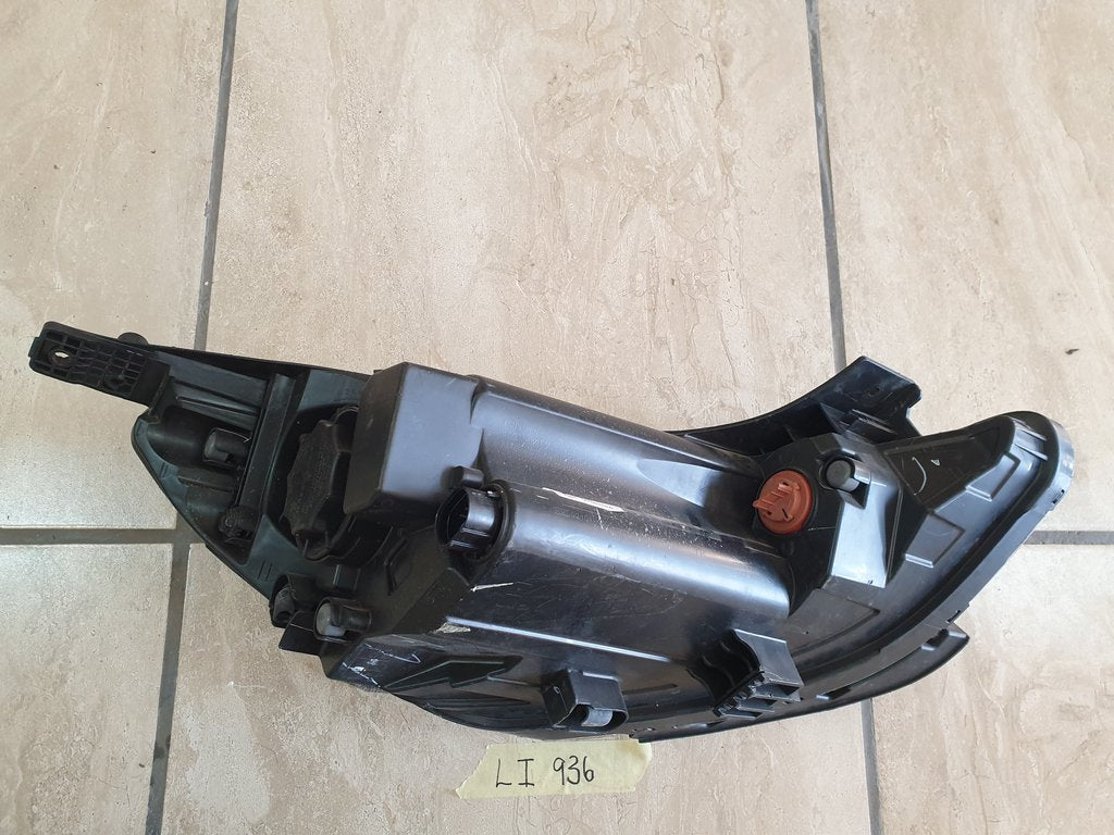 Hyundai Grand i10 Left Headlight
