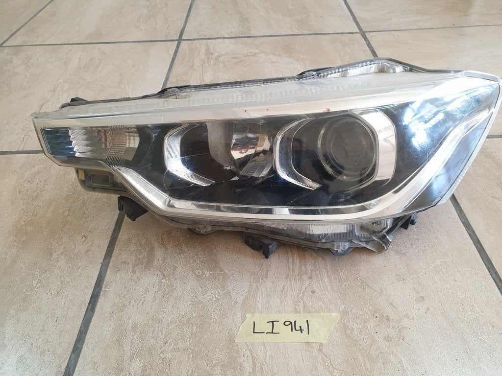 Toyota Rumion Suzuki Ertiga Left Headlight