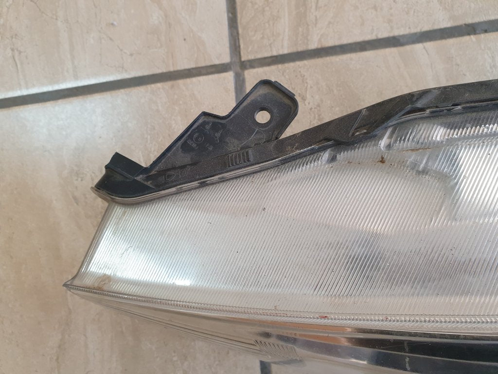 Toyota Rumion Suzuki Ertiga Left Headlight
