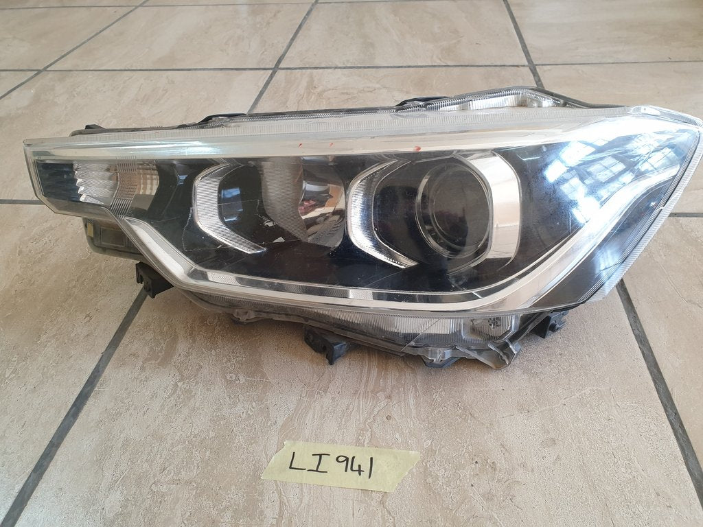 Toyota Rumion Suzuki Ertiga Left Headlight