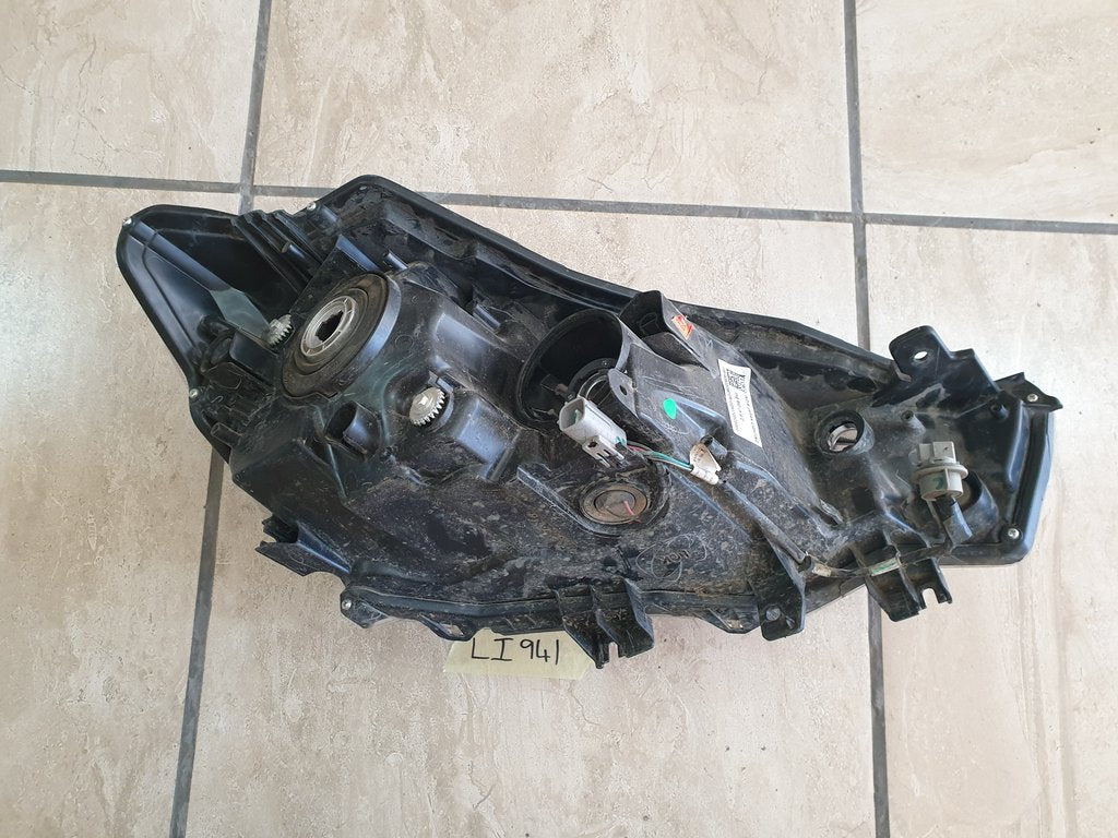 Toyota Rumion Suzuki Ertiga Left Headlight