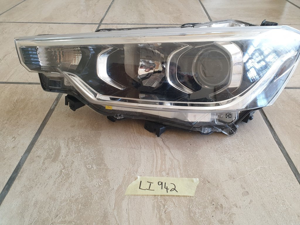 Toyota Rumion Suzuki Ertiga Left Headlight