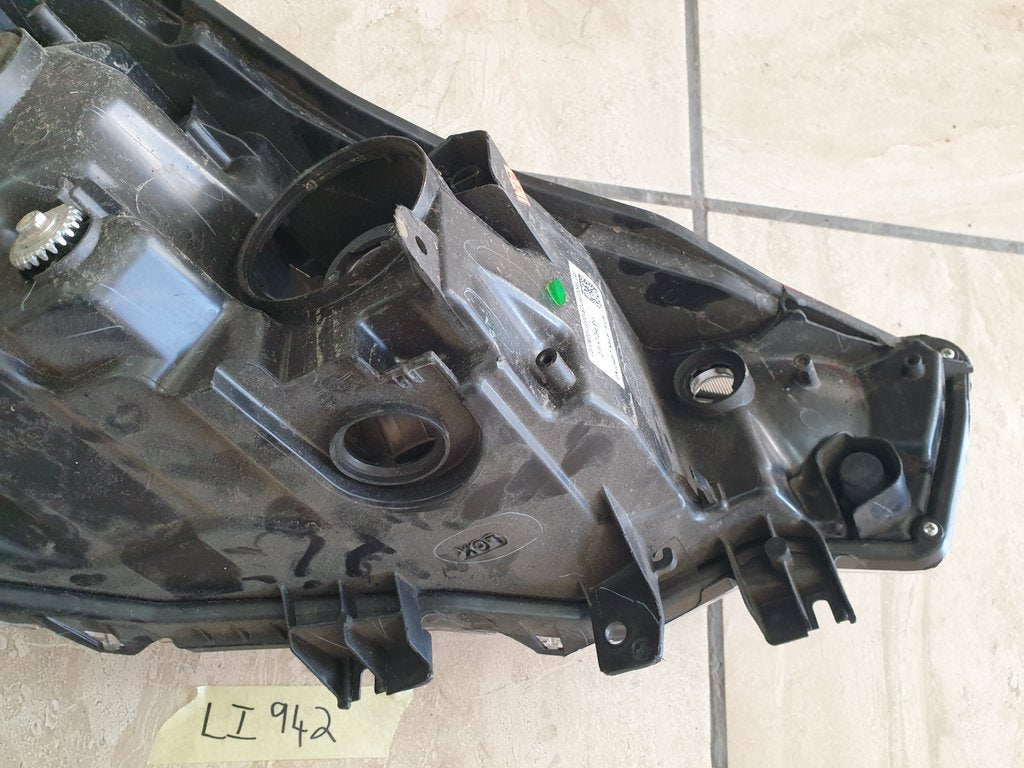 Toyota Rumion Suzuki Ertiga Left Headlight
