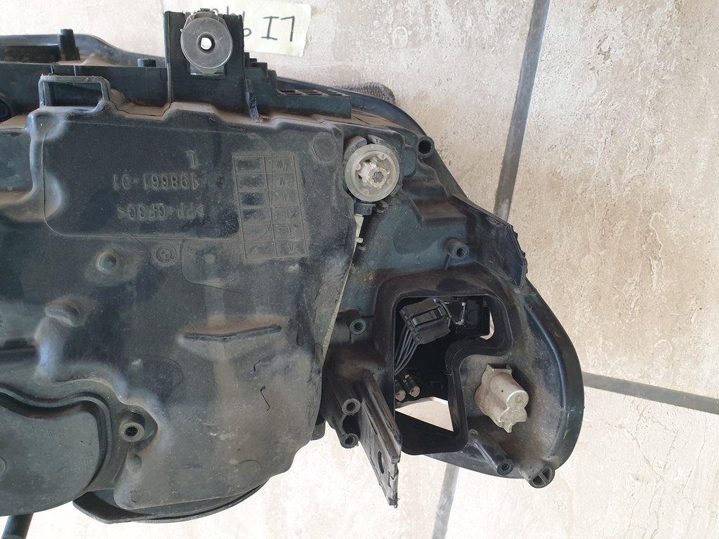 BMW 3 Series F30 Left Headlight