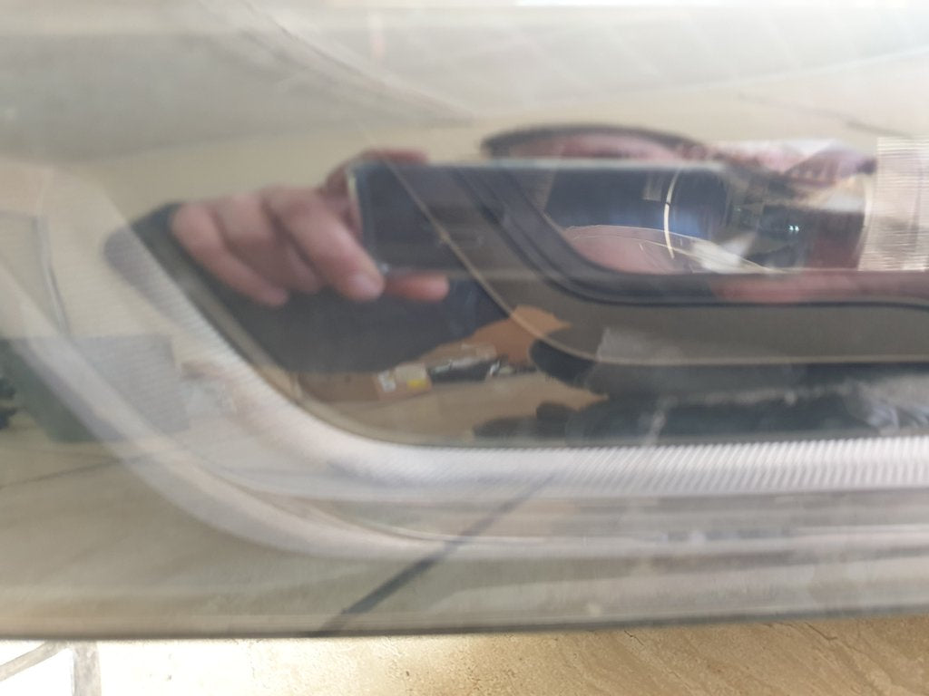 BMW i8 Left Headlight