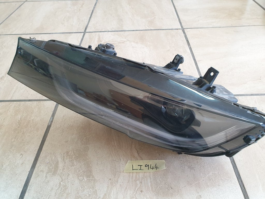 BMW i8 Left Headlight