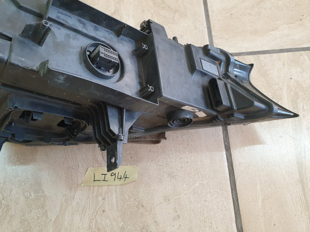 BMW i8 Left Headlight
