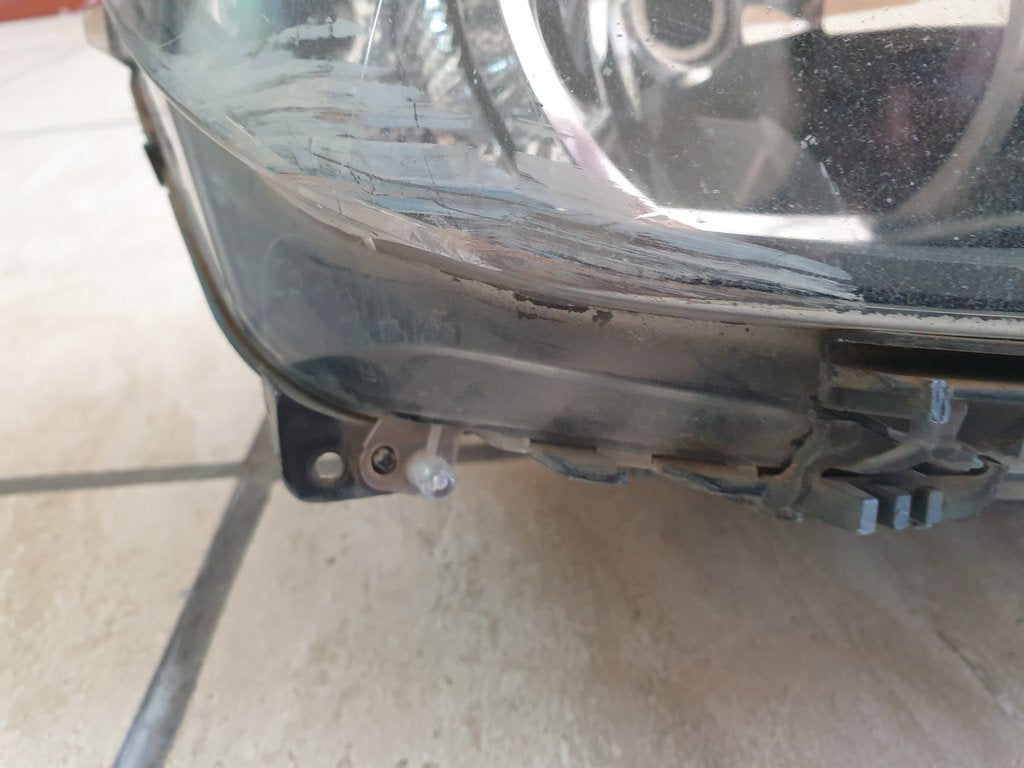 BMW 3 Series Right Headlight