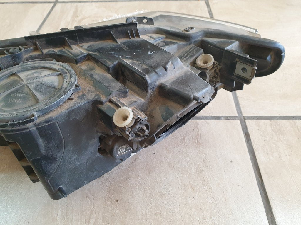 BMW 3 Series Right Headlight