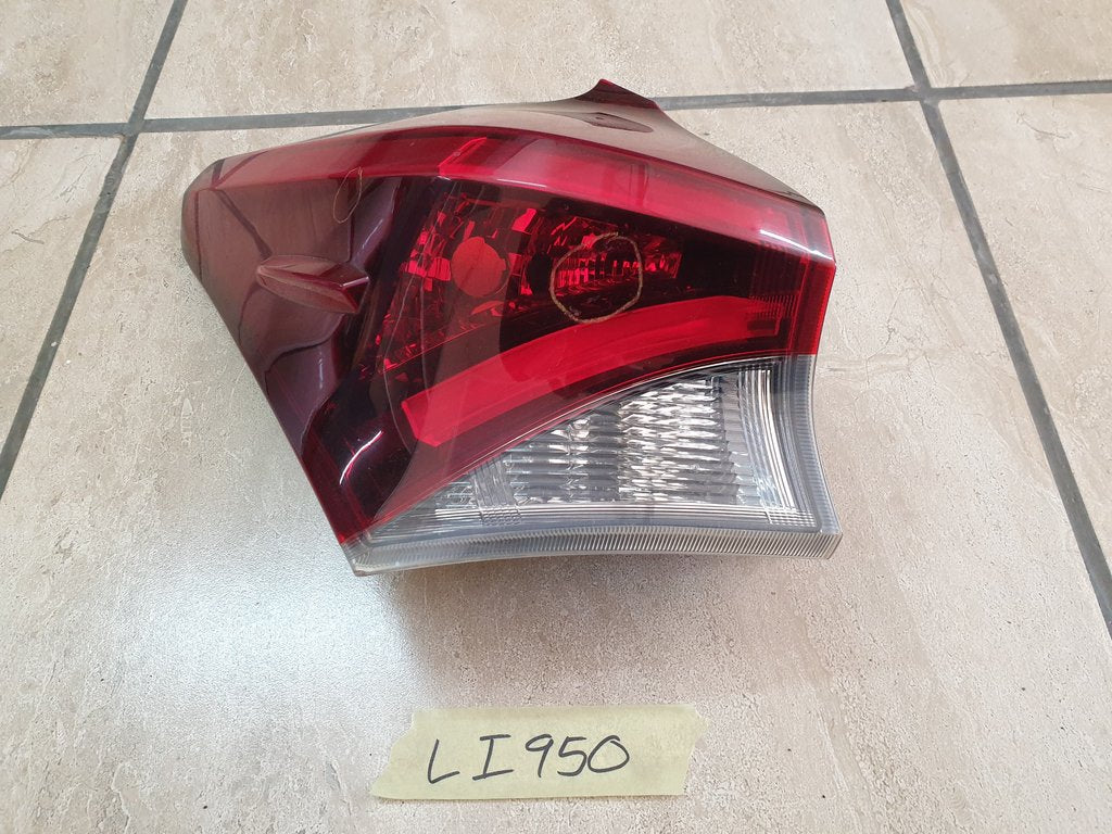 Toyota Auris Left Rear Outer Taillight