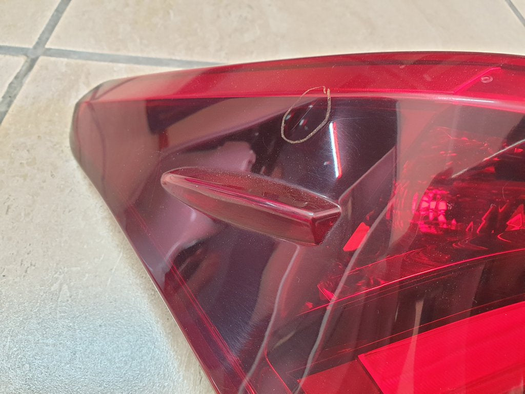 Toyota Auris Left Rear Outer Taillight
