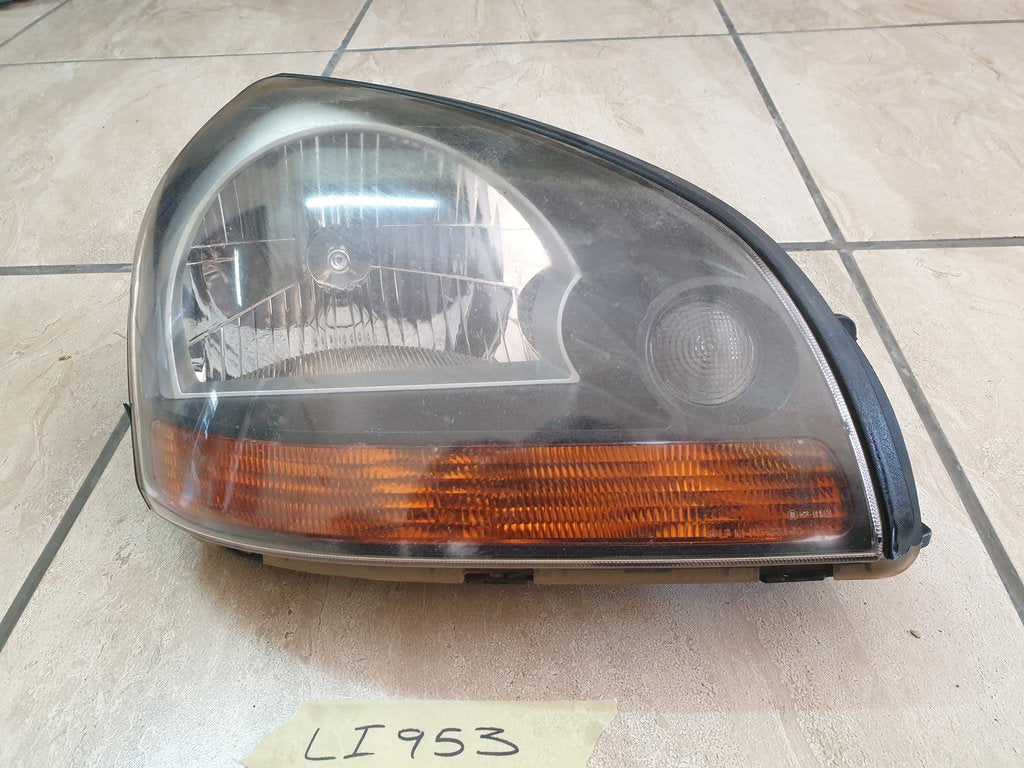Hyundai Tucson 2005, 2006, 2007 Right Headlight