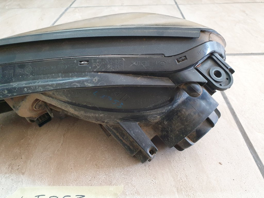 Hyundai Tucson 2005, 2006, 2007 Right Headlight