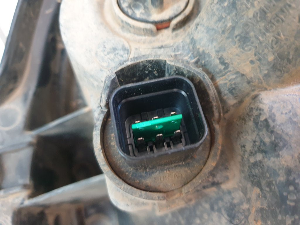 Hyundai Tucson 2005, 2006, 2007 Right Headlight