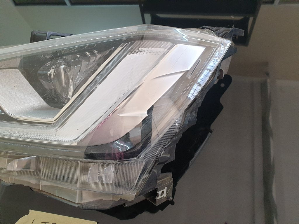 Isuzu D-Max Left Headlight